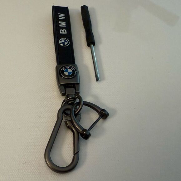 BMW Keyfob Keychain in Black Leather NWT - Picture 3 of 4